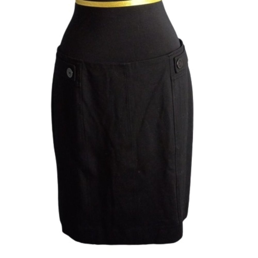 White House Black Market 10 Skirt Short Black Stretchy Back Zip